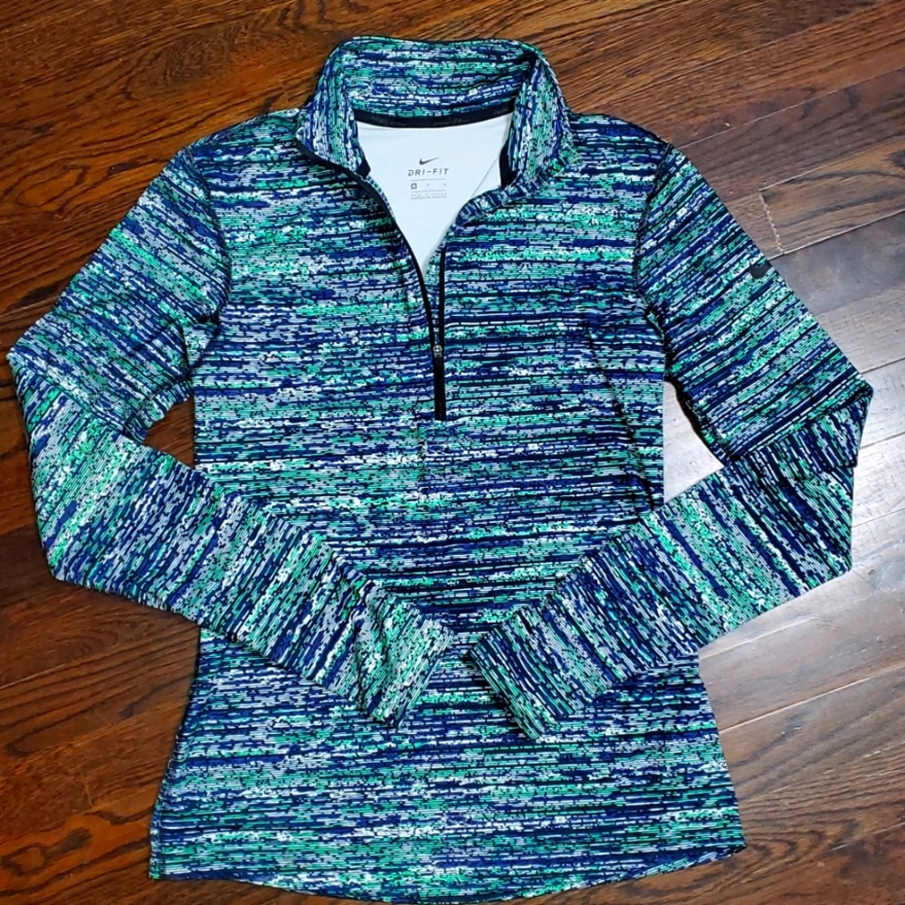 Nike 1/2 Zip Top